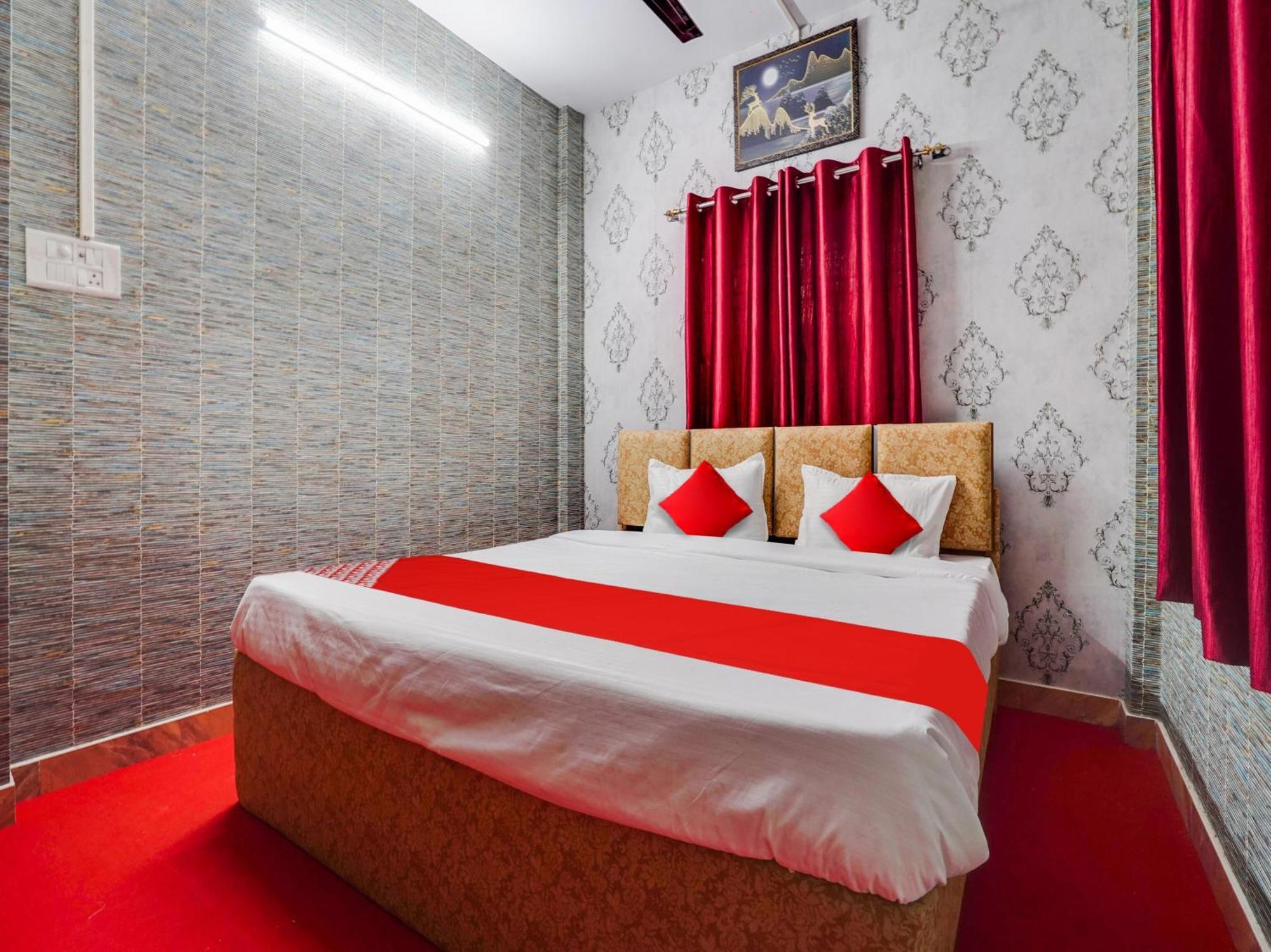 Hotel Royal Villa Inn Sakardarā Eksteriør bilde